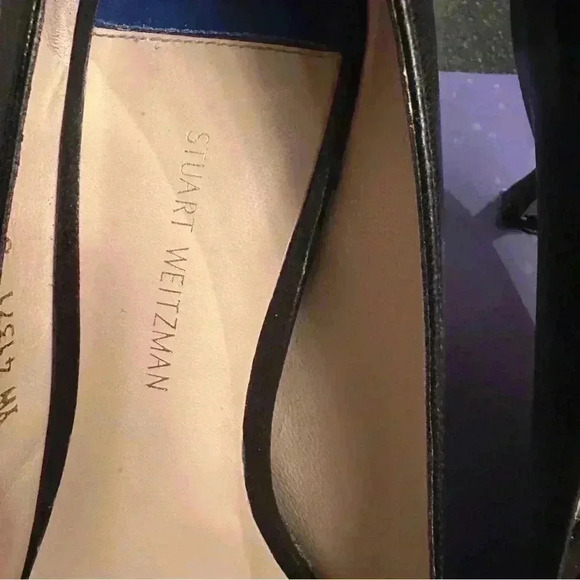 Stuart Weitzman leather black pumps with golden detail - Picture 6 of 8